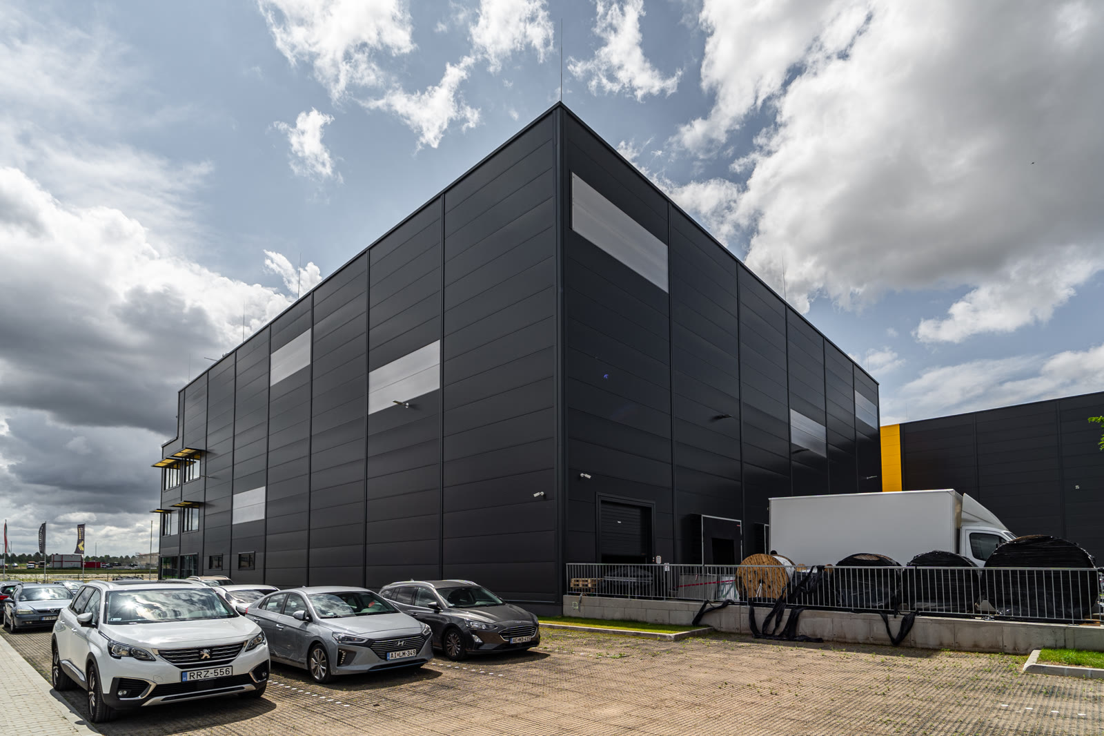Stratos - Visual Europe Group székház - 2. kép